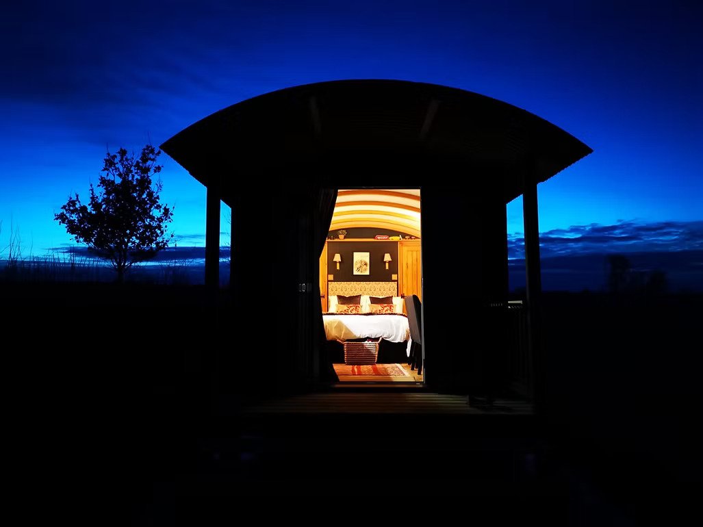 Curlew Shepherd's Hut